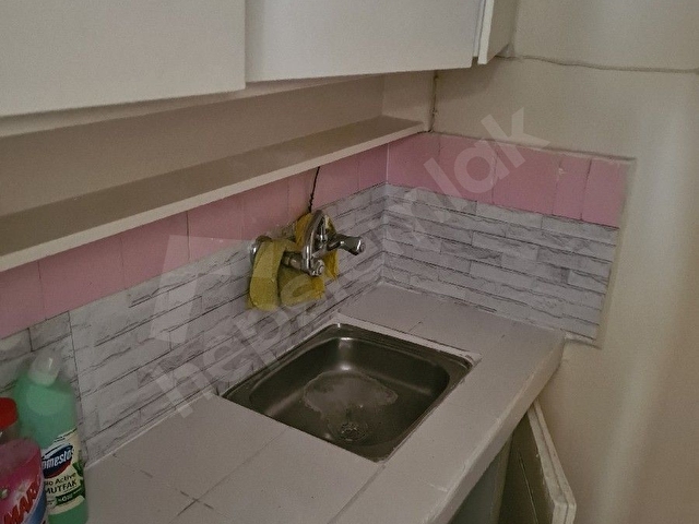 BAHÇELİEVLERDE 2+1 KLASİK DAİRE AÇIKLAMAYI OKUYUNUZ..... - Görsel 5