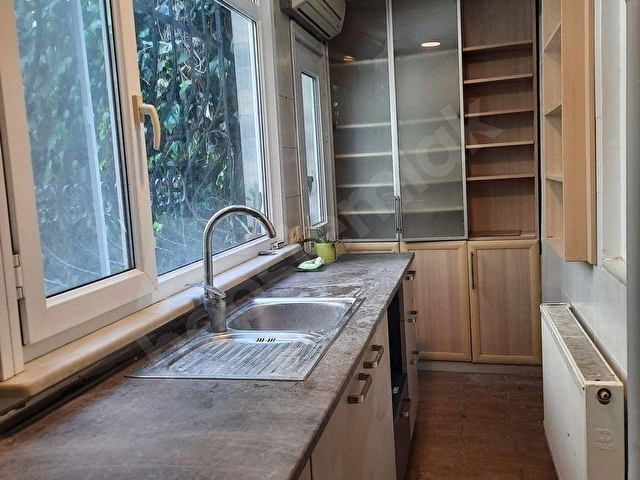 SAVAŞ SOKAKTA 2+1 80 M2 BAHÇELİ BOŞ SATILIK DAİRE - Görsel 6
