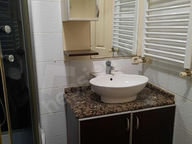SAVAŞ SOKAKTA 2+1 80 M2 BAHÇELİ BOŞ SATILIK DAİRE - Görsel 8