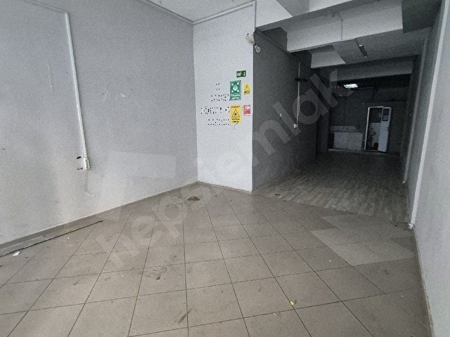 Üçyol betonyol cadde üzerinde satılık iş yeri - Görsel 2