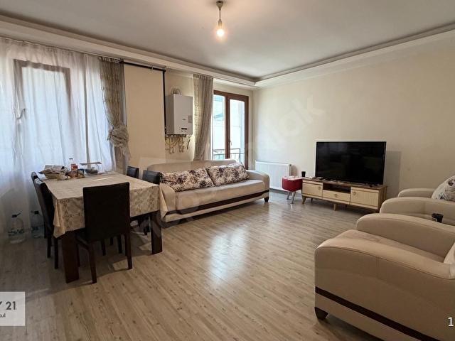 C21 NEXARDAN ESENYURTTA SİTE İÇERİSİNDE EŞYALI KİRALIK GENİŞ1+1 - Görsel 4