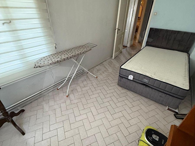 ÜÇYOLUN TAM GÖBEĞİNDE OFİS OLMAYA MÜSAİT kİRALIK DAİRE - Görsel 18