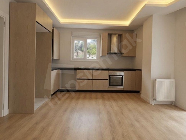 CADDEBOSTAN SAHİLDE 1+1 42 M2 NET ULTRA LÜKS GİRİŞ KAT - Görsel 16