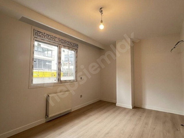CADDEBOSTAN SAHİLDE 1+1 42 M2 NET ULTRA LÜKS GİRİŞ KAT - Görsel 21