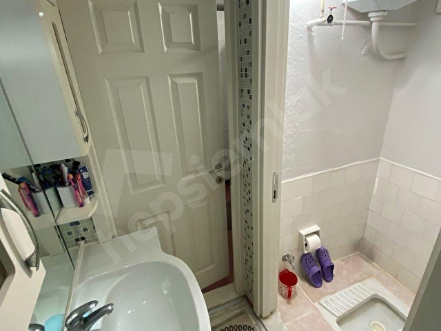 GÖKÇE BAĞÇİVAN GAYRİMENKULDEN MERKEZDE ARA KAT DAİRE - Görsel 16