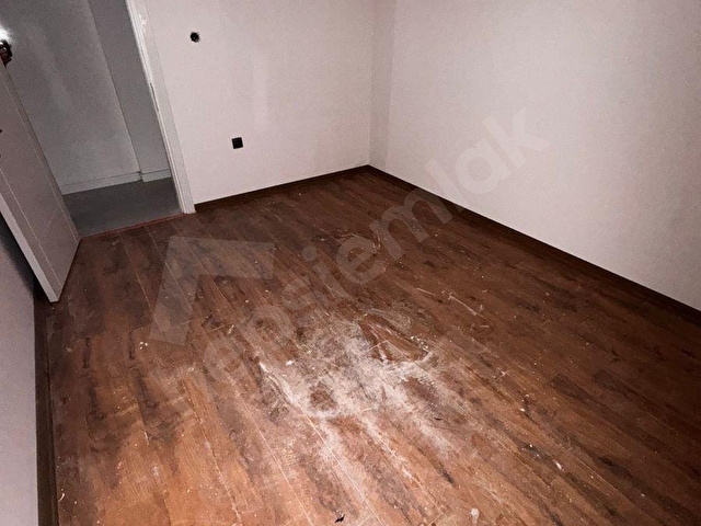 MALTEPEDE İKİ DAIRE TEK TAPU 4+2 SATILIK DAİRE - Görsel 2