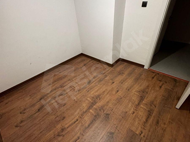 MALTEPEDE İKİ DAIRE TEK TAPU 4+2 SATILIK DAİRE - Görsel 27