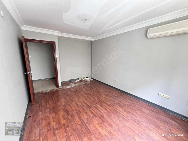 PANDORA SOKAKTA BİR ÇOK İŞ KOLUNA UYGUN CADDE MANZARALI KAÇMAZ - Görsel 6