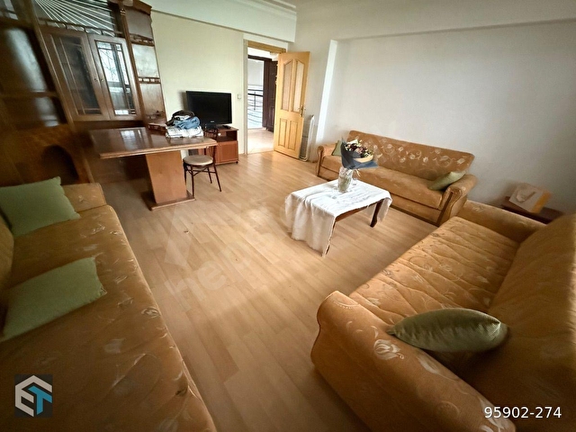Erdal Tosun gayrimenkul Sokullu no62 kiralık 4+1 mobilyalı asansörlü daire - Görsel 4