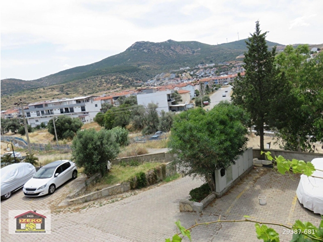Yeni Foça Narezen Mevkiinde Önü Açık 110m2 3+1 Dublex