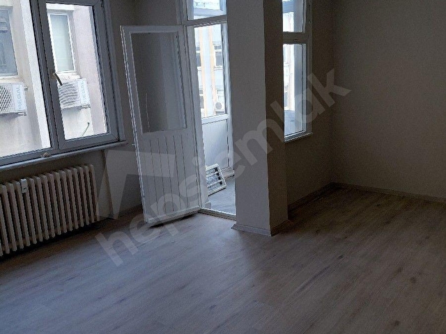 MECİDİYEKÖY MEYDANA 50m MESAFEDE OFİS - Görsel 6