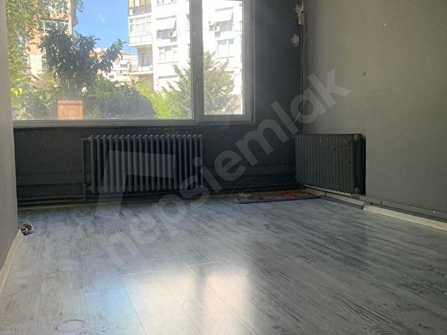 GAYRETTEPE YILDIZ POSTA CADDESİNE YAKIN 3+1 SATILIK BÜRO & OFİS - Görsel 9