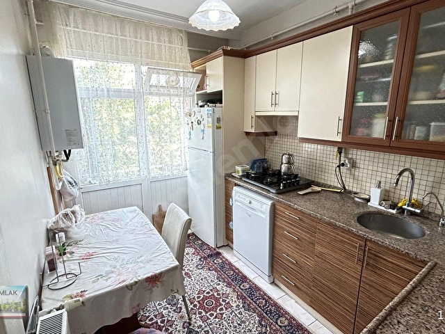 LONDRA ASFALTI ÜZERİNDE 2 BALKONLU ARA KAT 3+1 SATILIK DAİRE - Görsel 8