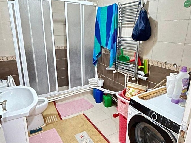 LONDRA ASFALTI ÜZERİNDE 2 BALKONLU ARA KAT 3+1 SATILIK DAİRE - Görsel 14
