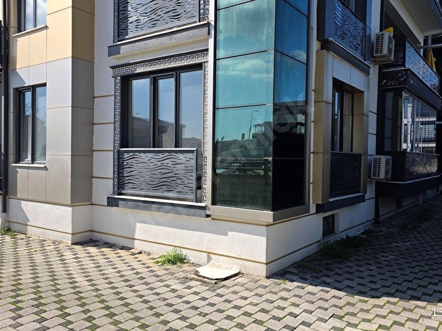 KÖPRÜBAŞINDA YERDEN ISITMALI, EMSALSİZ, HAVUZLU LÜKS DAİRE - Görsel 5