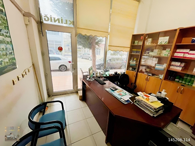 YAKAKENT MERKEZDE YÜKSEK KİRA GETİRİLİ SATILIK DÜKKAN - Görsel 6