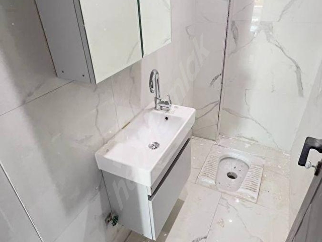 BAHÇELİEVLERDE SATILIK GİYİNME ODALI ULTRA LÜKS 3+1 DAİRE - Görsel 17