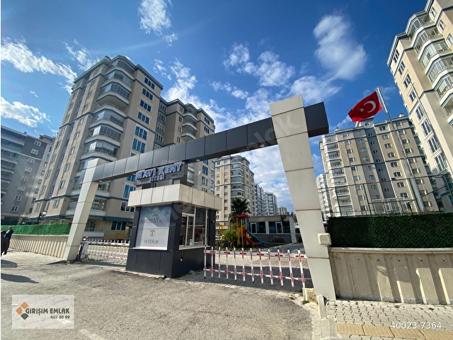 HAVUZLU GÜVENLİKLİ MAVİKENTTE 4+1 SATILIK DAİRE - Görsel 3