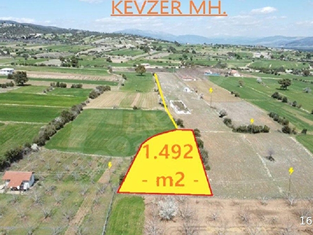 KORKUTELİ KEVZER MAH MERKEZİNDE 1.492 M2 SATILIK TARLA - Görsel 6