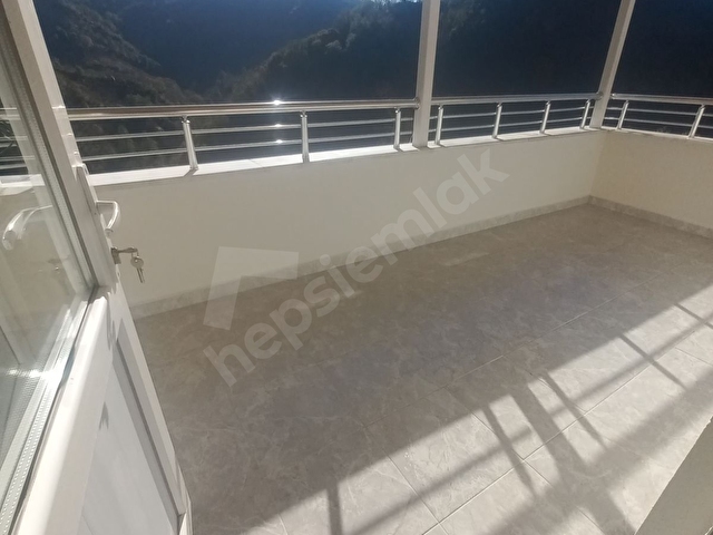 TİREBOLU CİVİL KÖYÜNDE SATILIK İÇİNDE EV OLAN FINDIK BAHÇESİ - Görsel 24