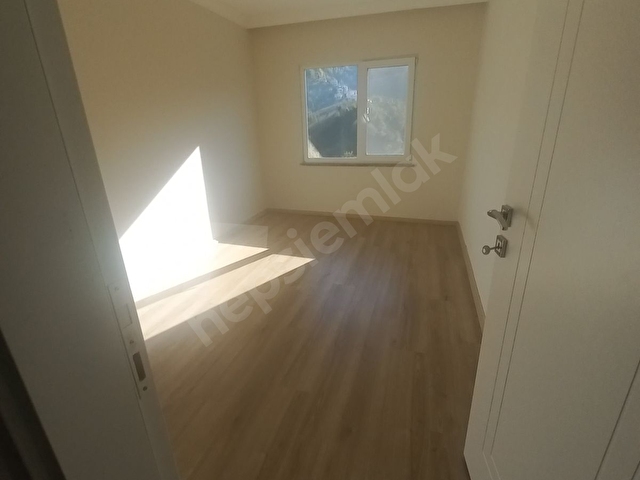 TİREBOLU CİVİL KÖYÜNDE SATILIK İÇİNDE EV OLAN FINDIK BAHÇESİ - Görsel 21