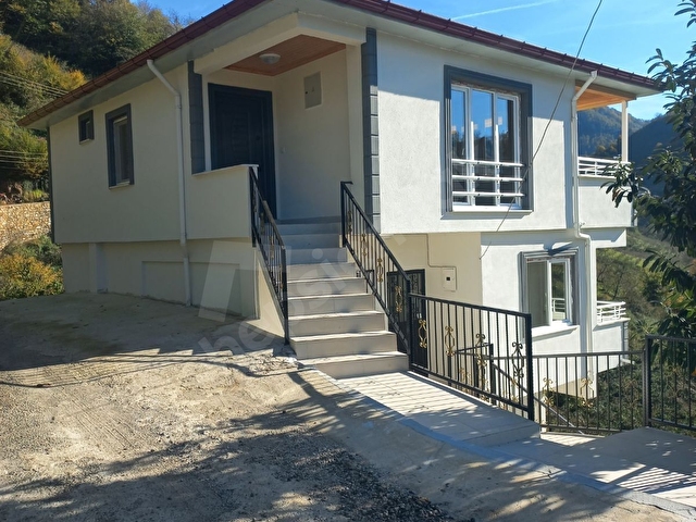 TİREBOLU CİVİL KÖYÜNDE SATILIK İÇİNDE EV OLAN FINDIK BAHÇESİ - Görsel 10