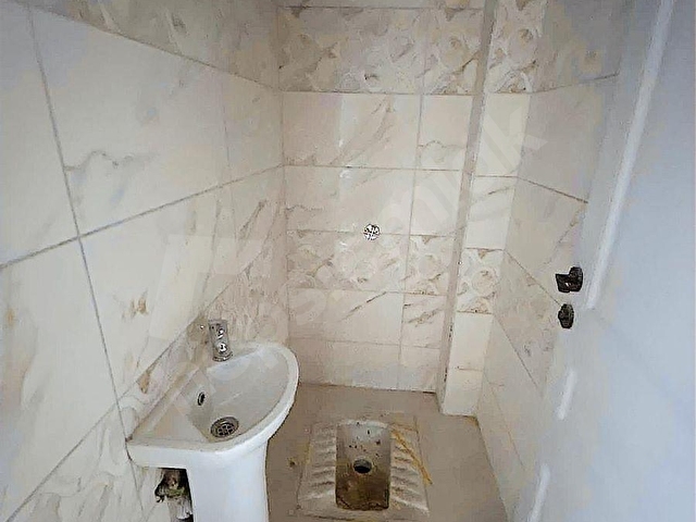 DEMİRHAN EMLAKTAN ALBAYRAK CADDESİ YAKINI ÖZEL GARAJLI 2+1 DAİRE - Görsel 9