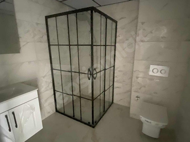 DEMİRHAN EMLAKTAN ALBAYRAK CADDESİ YAKINI ÖZEL GARAJLI 2+1 DAİRE - Görsel 15