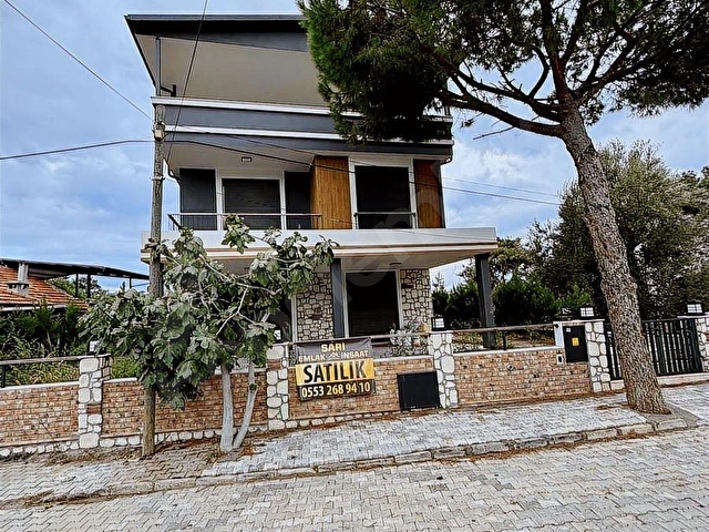 Seferihisar Atatürk mahallesinde 3+1 Villa Kozalak