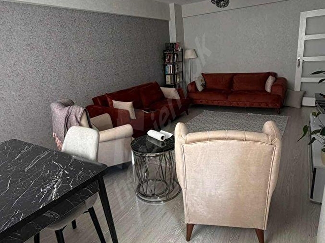 BEŞTEPENİN MERKEZINDE SATILIK 2+1 DAİRE - Görsel 3