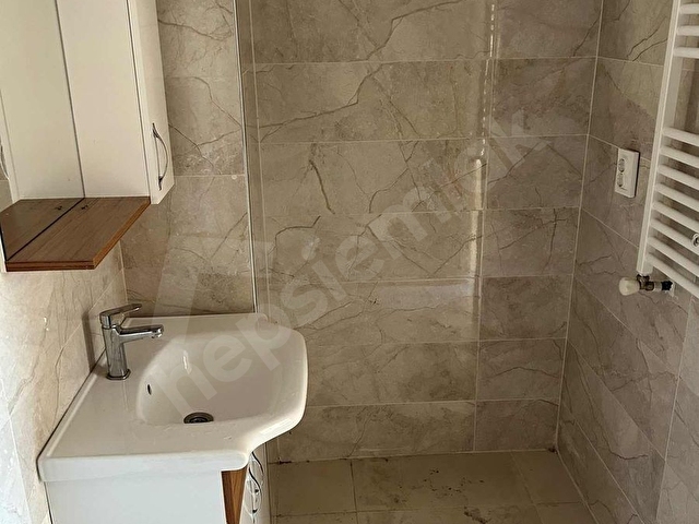 GÜNGÖREN GÜNEŞTEPE MAH. SİTE İÇİ 2+1_110 KAPALI OTOPARKLI - Görsel 21