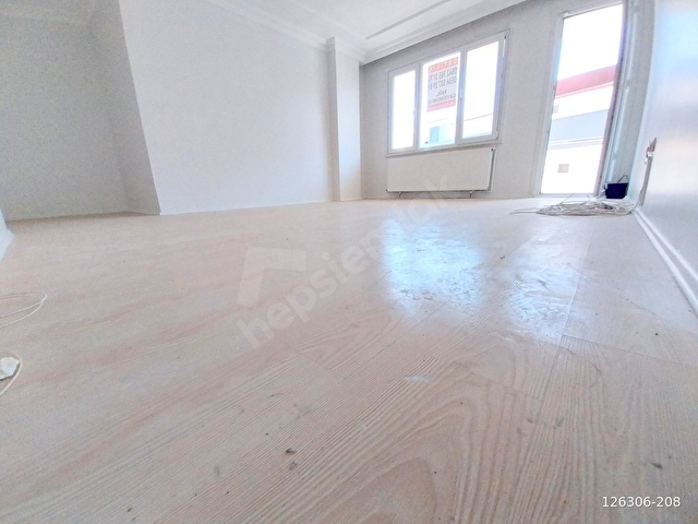 ÇEKMEKÖYDE GENİŞ,KULLANIŞLI 3+1 DAİRE ARAYANLARA