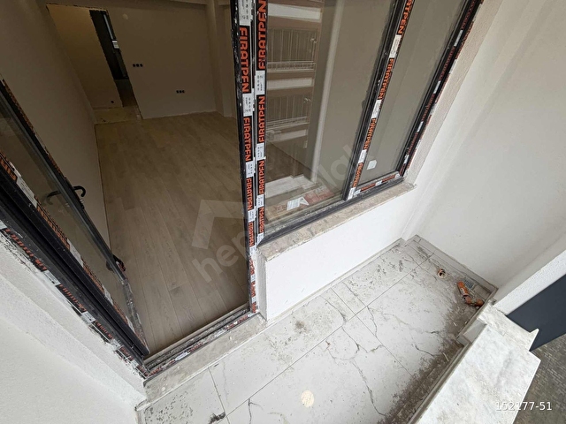 EMİNEVİME UYGUN 2+1 95M2 SIFIR LÜX ARA KAT DAİRELER - Görsel 10