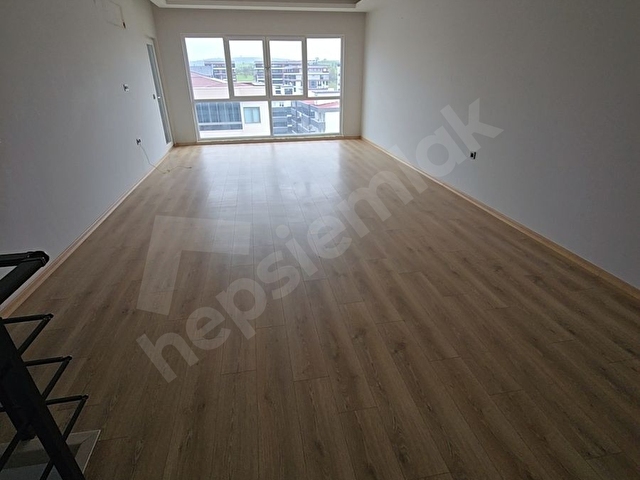 BALKANDA SOSYAL DONATILI SİTE İÇİ KIRALIK DAİRE - Görsel 11