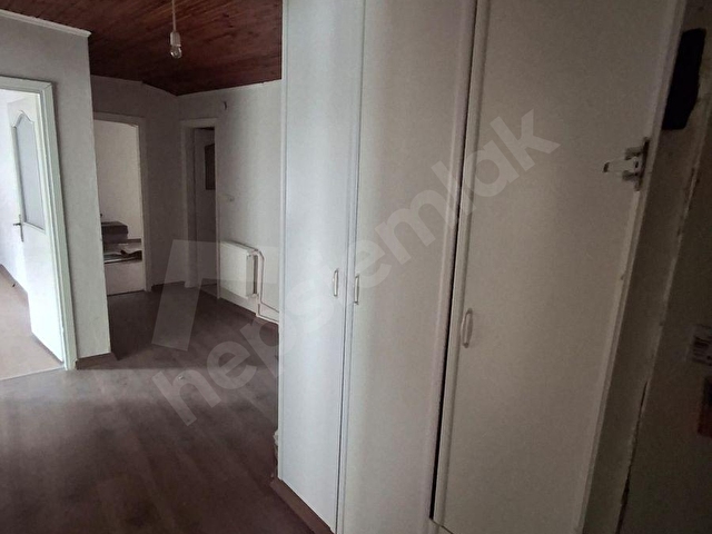 ACİL SATILIK HÜRRİYETTE 3+1 170 M2 ÇATI KATI - Görsel 19