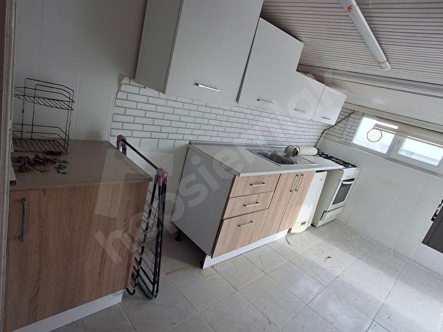 ACİL SATILIK HÜRRİYETTE 3+1 170 M2 ÇATI KATI - Görsel 25