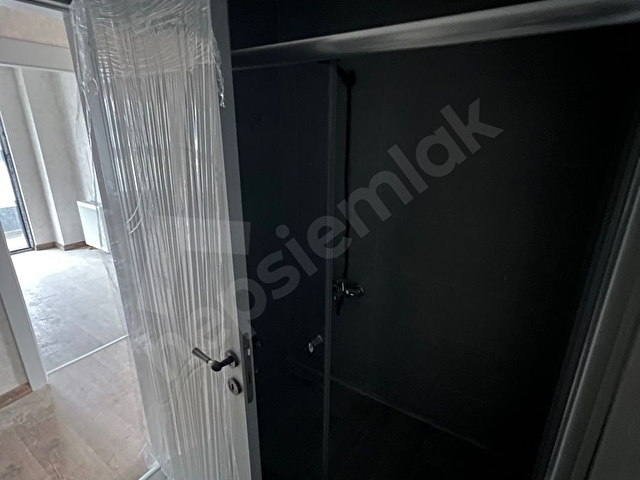 BULVAR ÜZERİNDE ORİJİN İŞ MERKEZİNDE BAĞIMSIZ MUTFAKLI KİRALIK SIFIR OFİS - Görsel 20