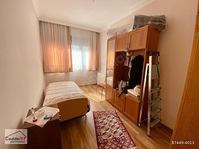 CaddeİSTTEN ÖMERPAŞA VE TÜTÜNCÜ MEHMET EFENDİ ARASINDA 95m² 3+1 - Görsel 11