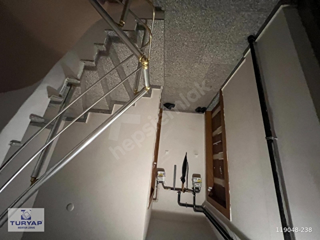 CEVİZLİBAĞ MERKEZİ KONUMDA:YENİ BİNADA ŞIK MODERN EŞYALI - Görsel 24