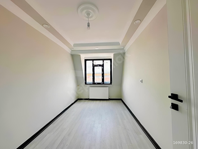 ARNAVUTKÖY TAŞOLUK CADDE ÜZERİ 2+1 SATILIK ÇATI KATI - Görsel 8