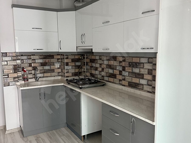 SAHİBİNDEN ÇOK MEVKİ YERDE SIFIR AYARINDA KİRALIK DAİRE - Görsel 2