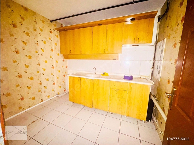 Natoyolu Caddesi Yakını, Banka ve Postane Yanında Kiralık Dükkan - Görsel 8