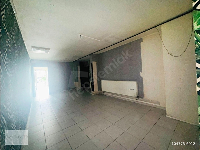Natoyolu Caddesi Yakını, Banka ve Postane Yanında Kiralık Dükkan - Görsel 4
