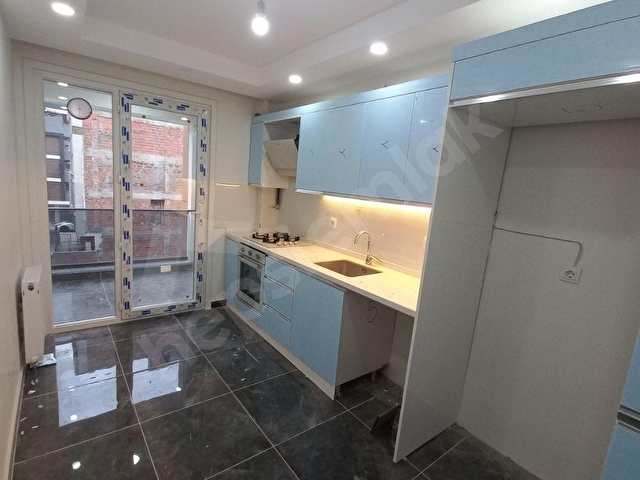 BAHÇELİEVLER YAYLA FERİT SELİM PAŞA CD. SİNE YAKIN 3+1 120M2 2.KAT SIFIR ASANSÖRLÜ ANKSTRE MUTFAKLI - Görsel 8