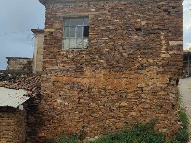 Bayındır Gayrımenkul Bayındır Kabaagac mah 2 Musakıl ev 2 Tapu - Görsel 6