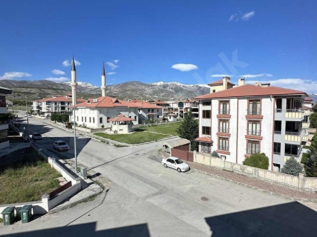 BERLİN EMLAKTAN YUNUS EMRE MAHALLESİ SATILIK 3+1 DAİRE - Görsel 10