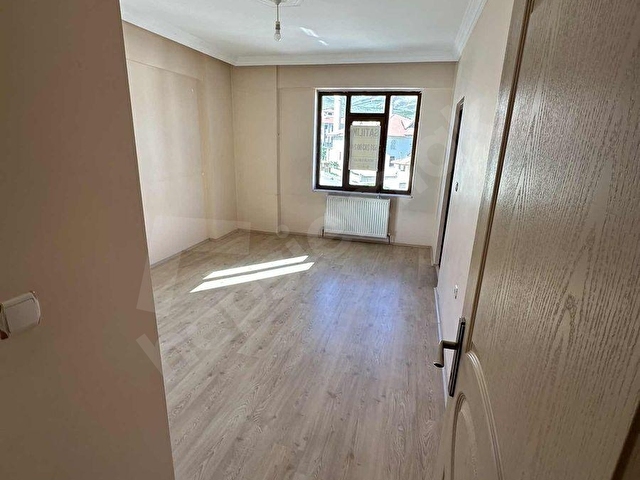 BERLİN EMLAKTAN YUNUS EMRE MAHALLESİ SATILIK 3+1 DAİRE - Görsel 14