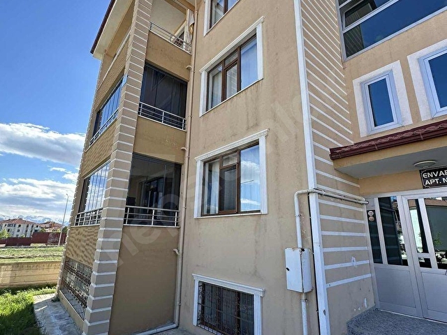 BERLİN EMLAKTAN YUNUS EMRE MAHALLESİ SATILIK 3+1 DAİRE - Görsel 4