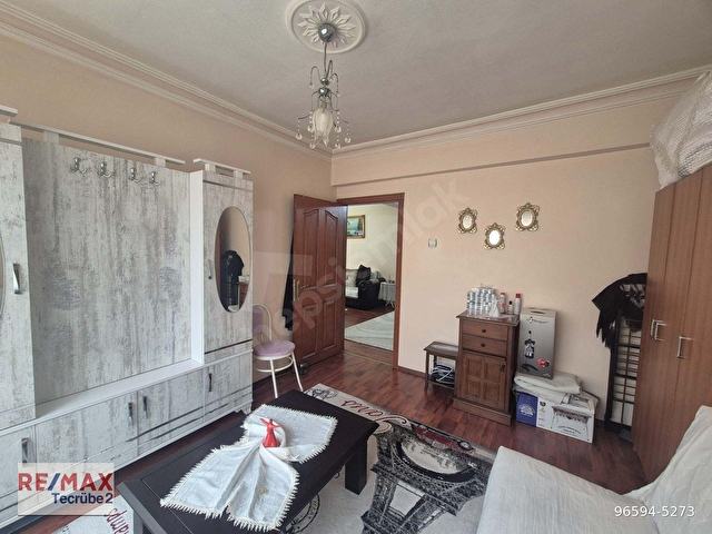 DEMETLALE MAHALLESİNDE CADDE ÜZERİ BAKIMLI 3.5+1 SATILIK DAİRE - Görsel 13