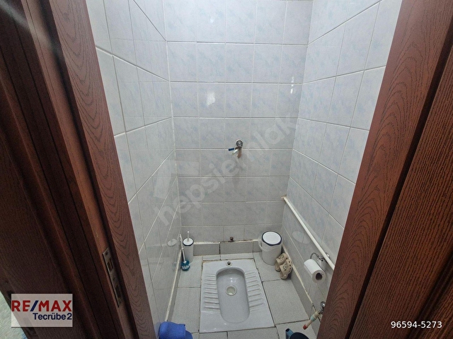DEMETLALE MAHALLESİNDE CADDE ÜZERİ BAKIMLI 3.5+1 SATILIK DAİRE - Görsel 22